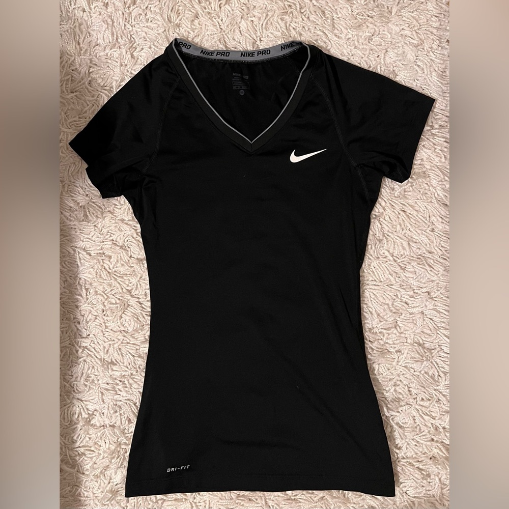 Nike Dri Fit Short Sleeve Top